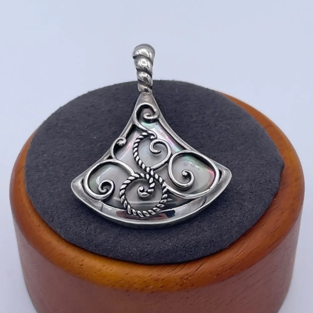 Carolyn Pollack Relios 925 Sterling Silver Mother of Pearl Openable Bell Pendant - Picture 1 of 7